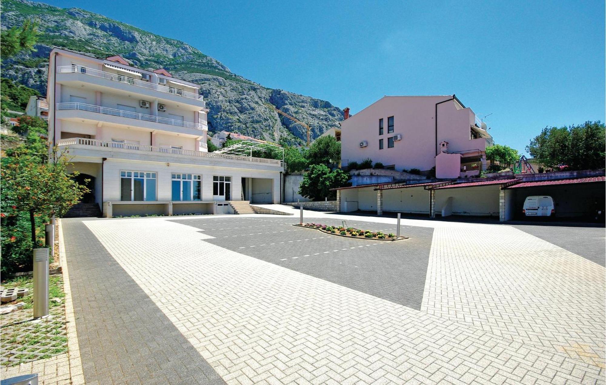 1 Bedroom Stunning Apartment In Μακάρσκα Εξωτερικό φωτογραφία